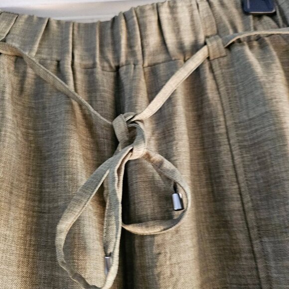NWT Soho Apparel LTD. 100% Polyester Pant Women's Gray Pockets Size Medium - Picture 9 of 12